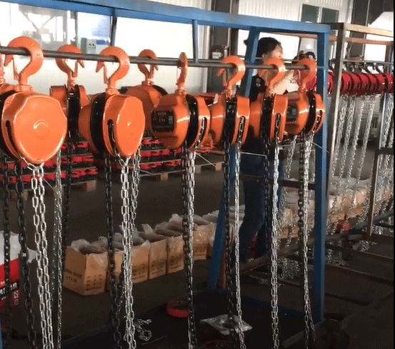 Why the electric hoist of climbing frame will automatically power off