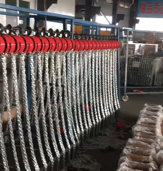 Correct maintenance method of climbing frame electric hoist