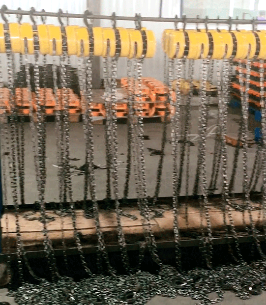 Climbing frame electric hoist solution