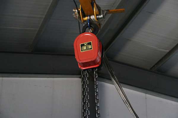  electric hoists